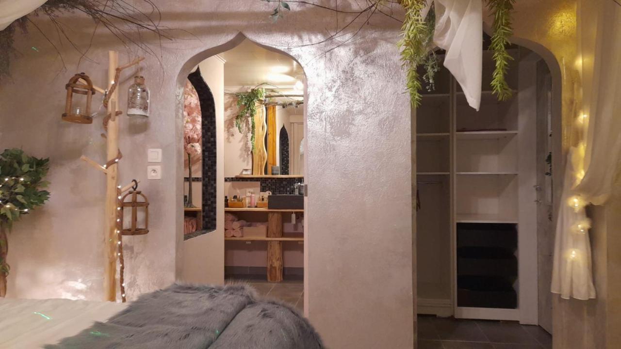 Le Feerica Hotell Érezée Eksteriør bilde